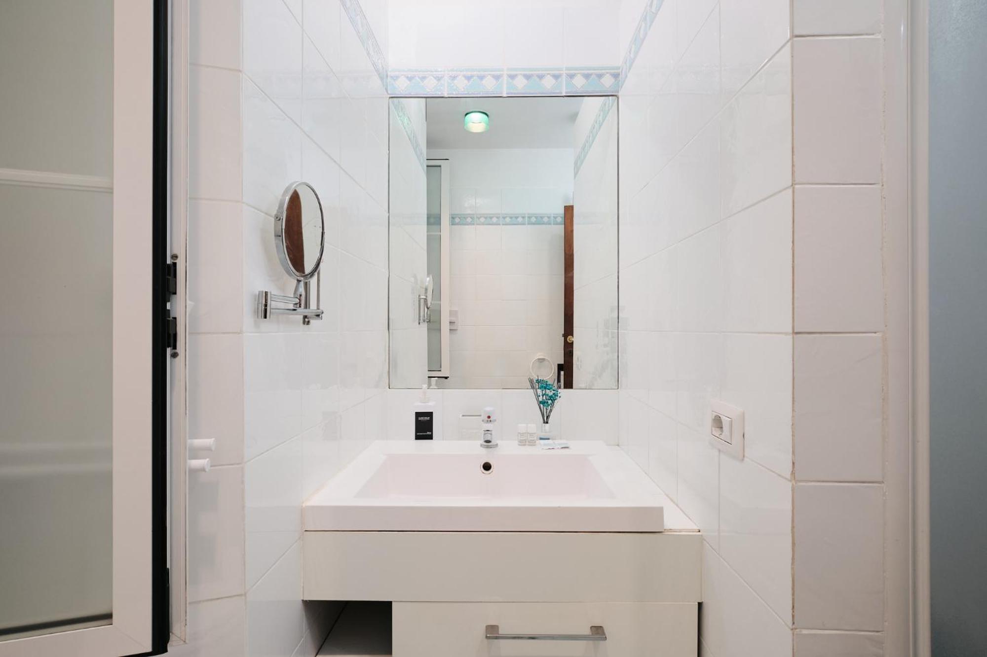 Trastevere- Flat Con Giardino, Ac, Wi-Fi & Netflix Róma Kültér fotó